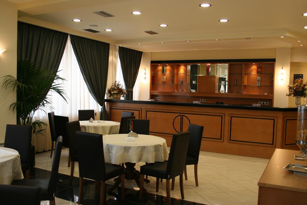 Hotel Platon Athens Exterior photo